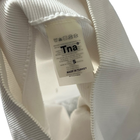 ARITZIA Tna Ribbed Biking Cycling Shorts - Picture 4 of 5